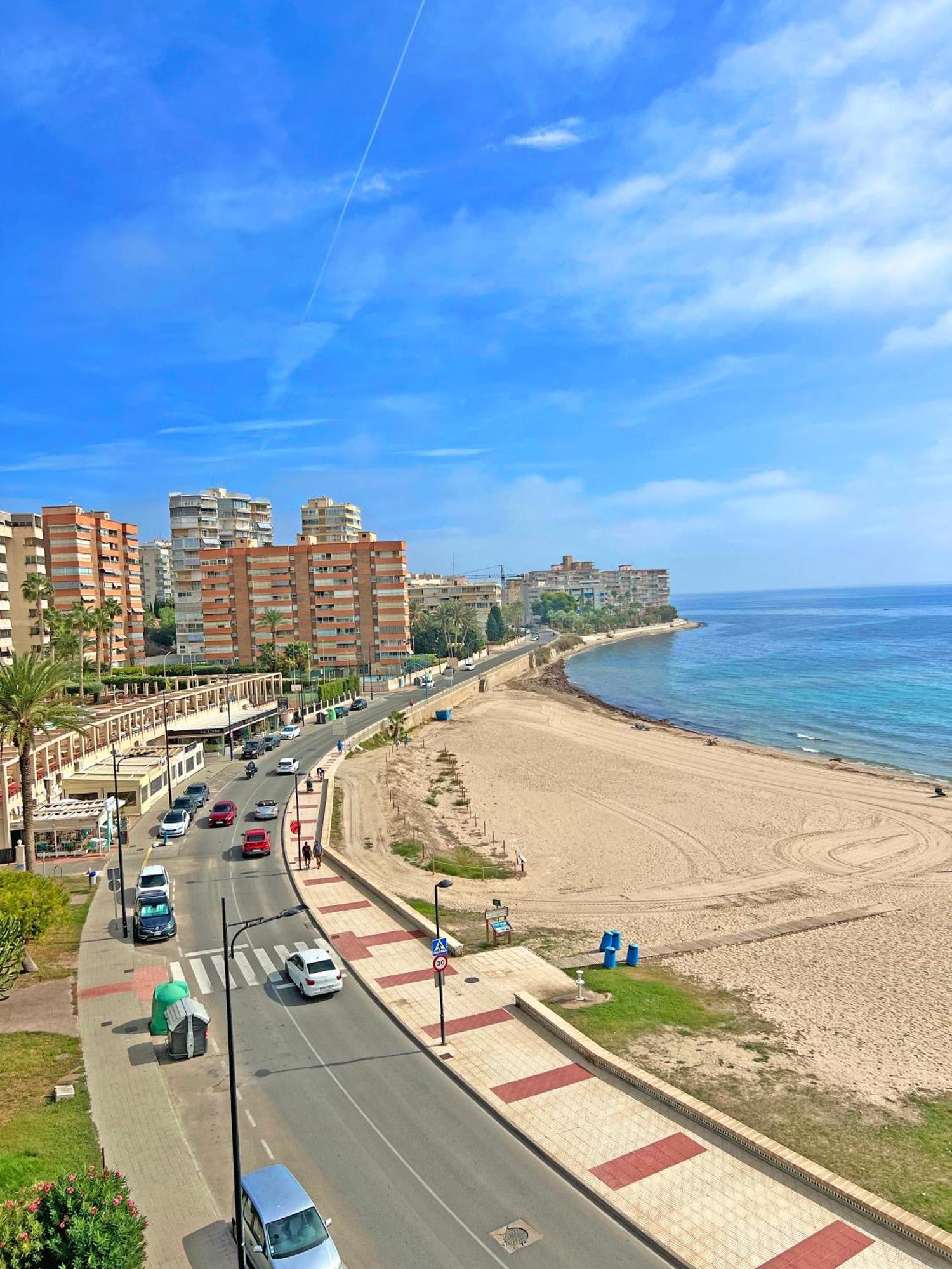 Atico Frente Al Mar 2 Terrazas Barbacoa Y Parking Sujeto A Disponibilidad Διαμέρισμα El Campello Εξωτερικό φωτογραφία