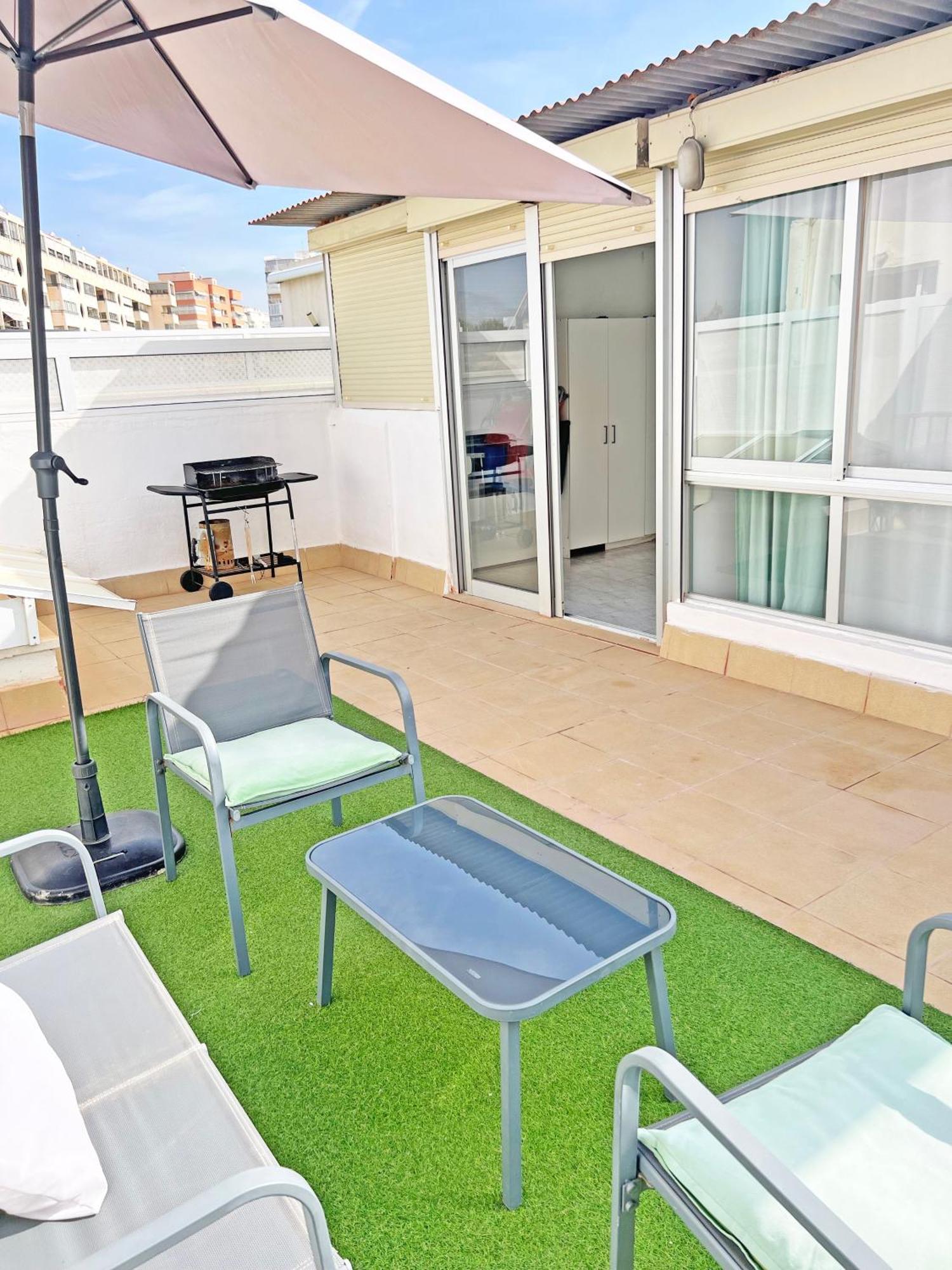 Atico Frente Al Mar 2 Terrazas Barbacoa Y Parking Sujeto A Disponibilidad Διαμέρισμα El Campello Εξωτερικό φωτογραφία