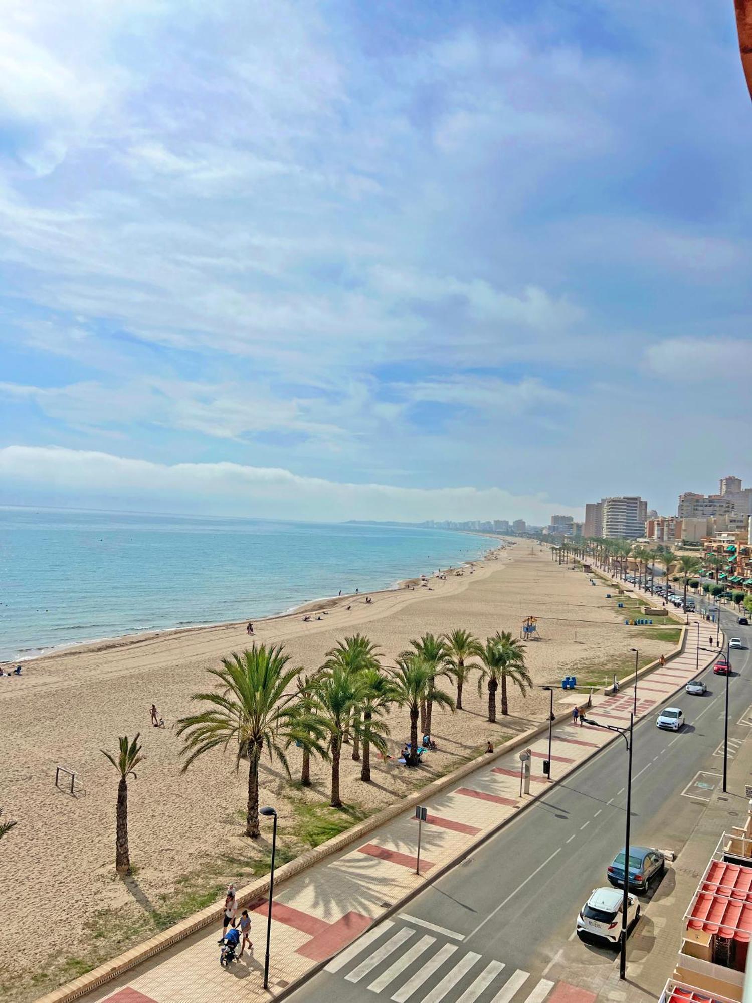 Atico Frente Al Mar 2 Terrazas Barbacoa Y Parking Sujeto A Disponibilidad Διαμέρισμα El Campello Εξωτερικό φωτογραφία